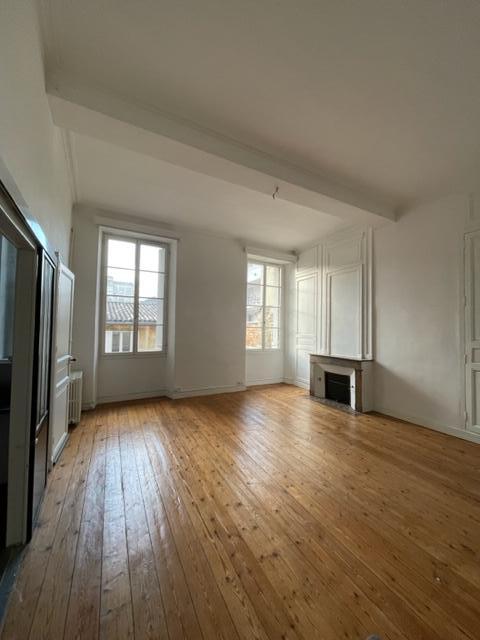 location appartement à BORDEAUX - 1 572 C.C. / mois