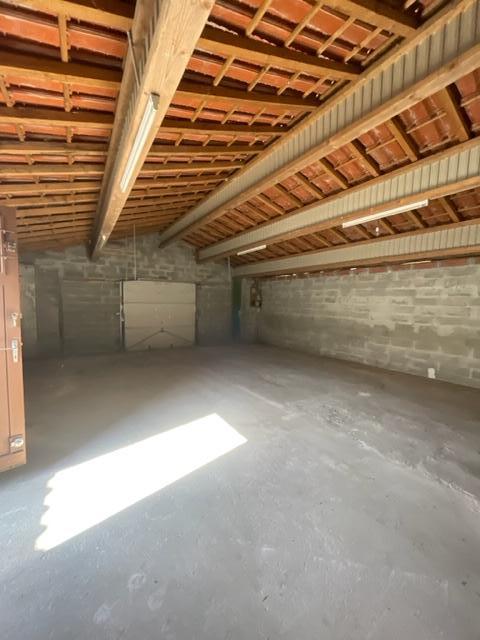 location local professionnel à BEGLES - 650 C.C. / mois