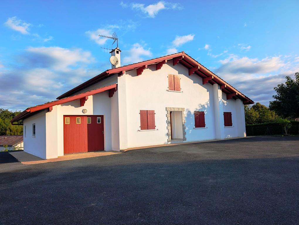 location maison à MOUGUERRE - 1 200 C.C. / mois